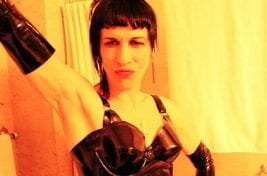 10057399996_7aa031891f